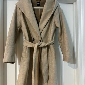 Zara Women's Beige Trench Coat